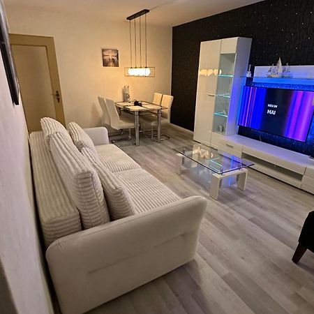 Fewo Am Deich 1 Zentral Mit Stadtblick Und Kontaktloser Check In Бремерхавен Екстериор снимка