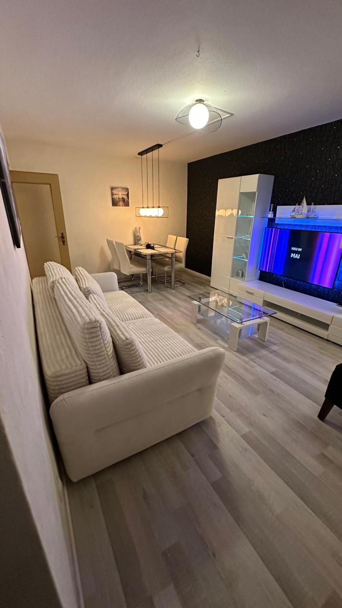 Fewo Am Deich 1 Zentral Mit Stadtblick Und Kontaktloser Check In Бремерхавен Екстериор снимка