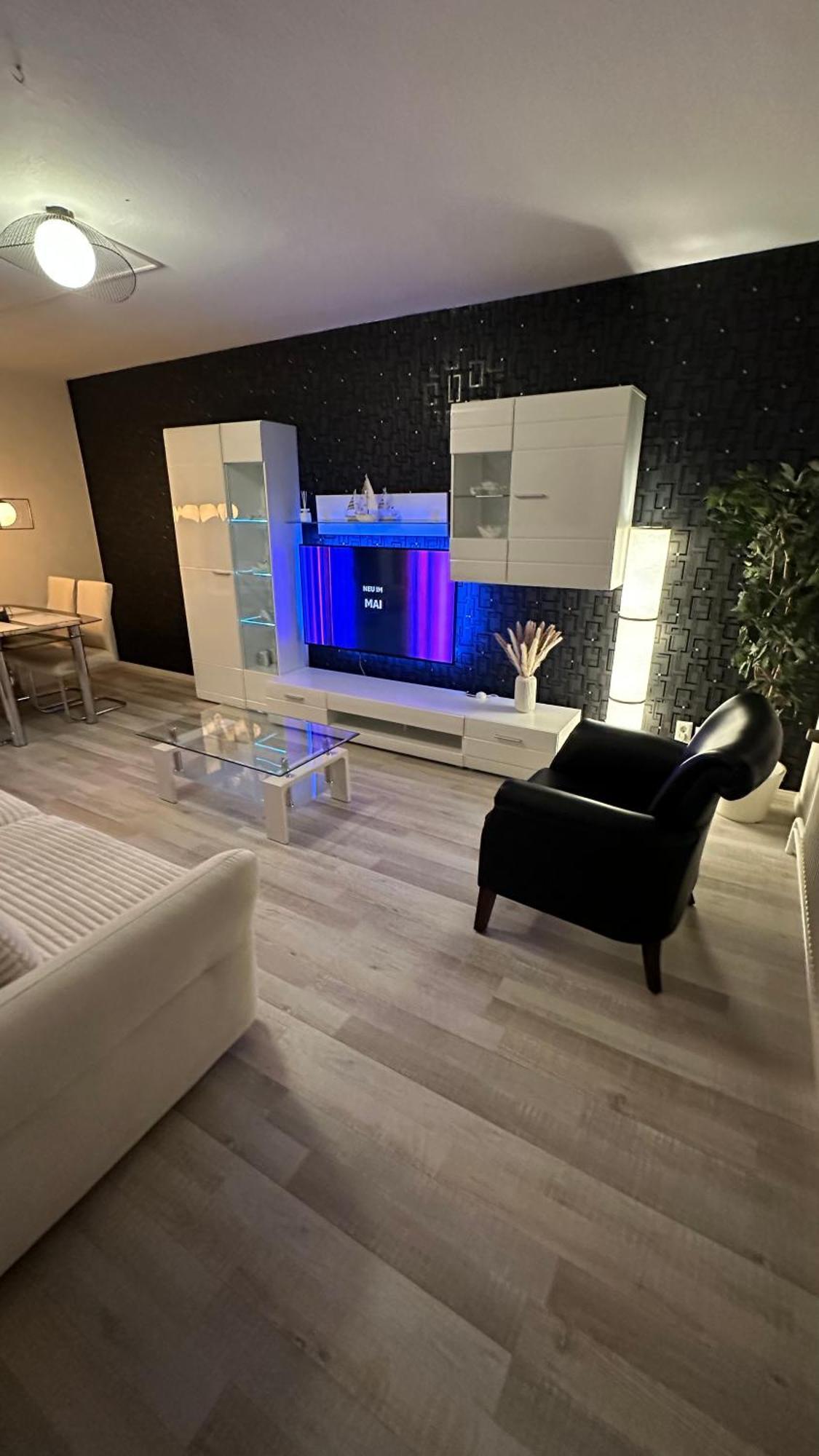 Fewo Am Deich 1 Zentral Mit Stadtblick Und Kontaktloser Check In Бремерхавен Екстериор снимка